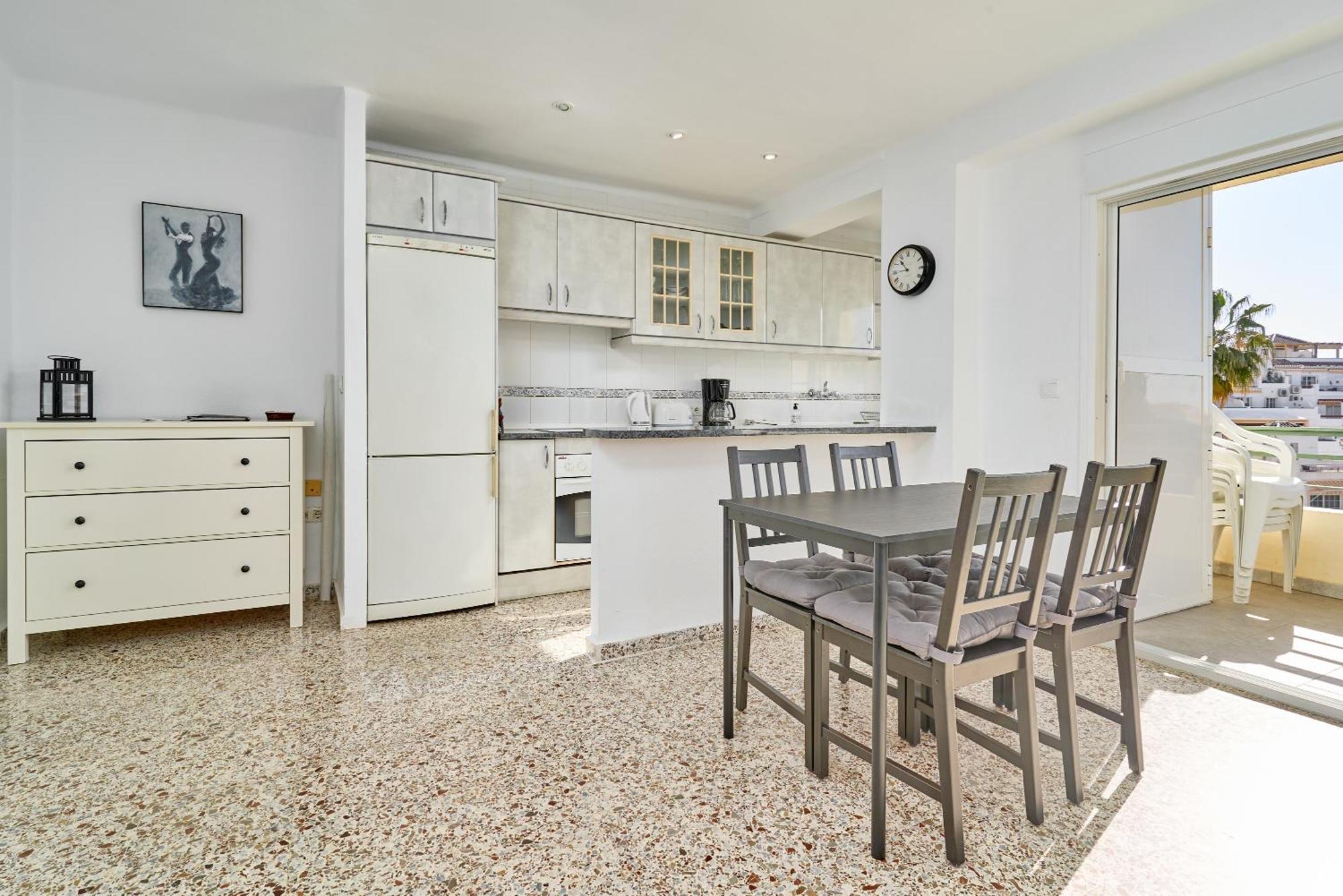 Bright And Spacious 2 Bed Apt Нерха Екстер'єр фото